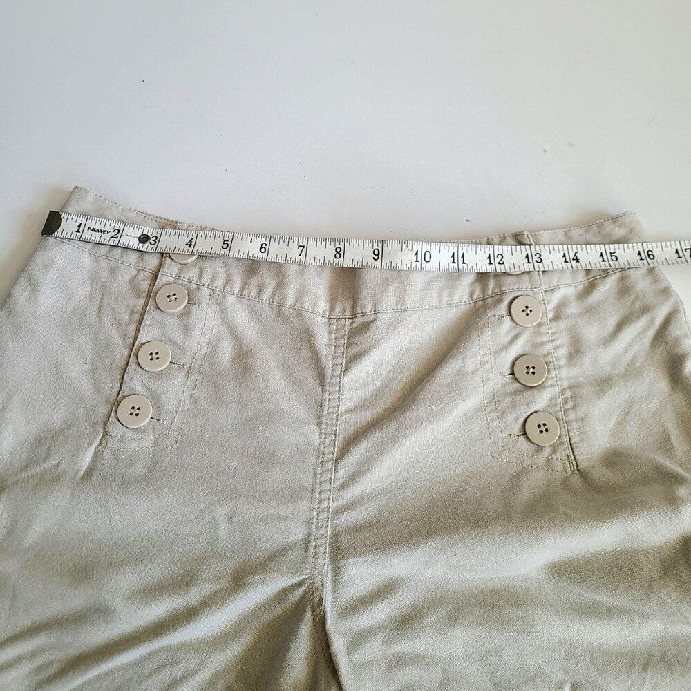 Max Studio linen/cotton bland beige pants with front buttons details. - Picture 3 of 7